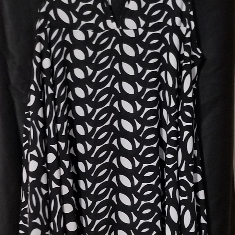 Tunic - Picture 2 of 3